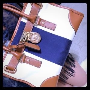 Michael Kors Hamilton Satchel *medium*